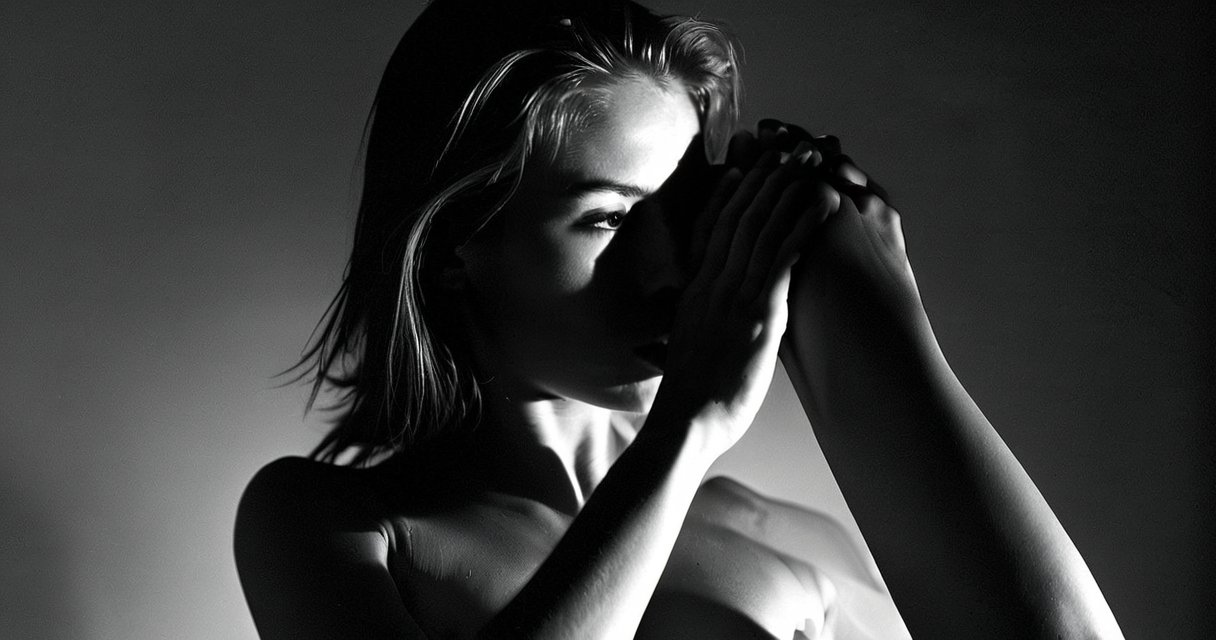 Black White Contrasts in Visual Media